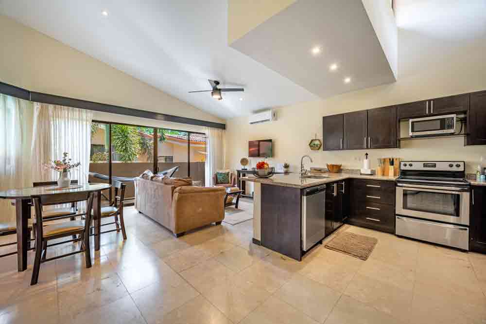 Orchid II kitchen
