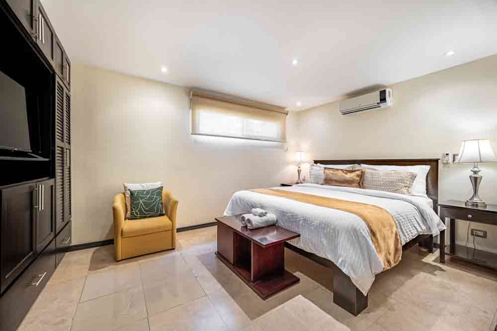 Orchid I bedroom